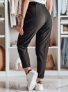 Casualowe spodnie damskie plisowane z paskiem PLISSO czarne Dstreet UY2518