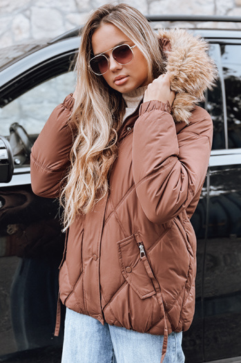 Kurtka damska zimowa pikowana z kapturem brązowa Dstreet TY5231