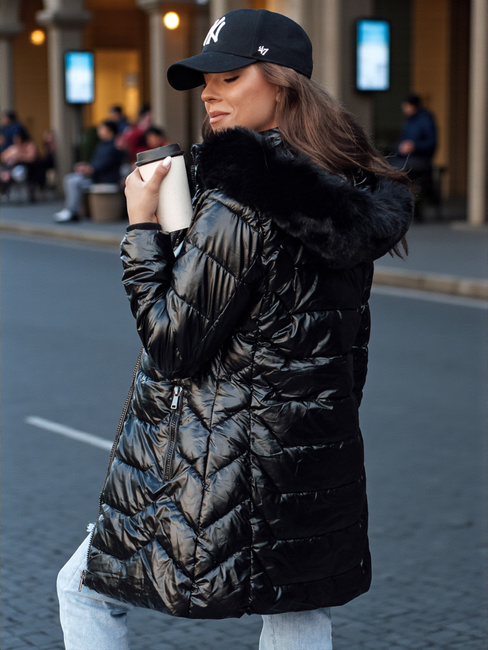 Kurtka zimowa damska pikowana z futerkiem SHINE czarna Dstreet TY4483