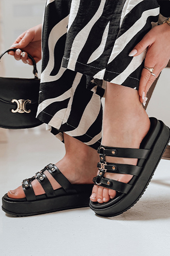 Klapki damskie na platformie PLATOFI czarne Dstreet ZY0879