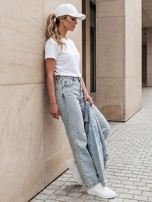 Spodnie damskie jeansowe mom fit MERTINE niebieskie Dstreet UY2503