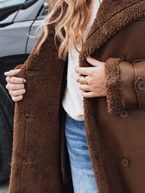 Płaszcz zimowy damski CHICFROST długi brązowy skórzany Dstreet TY4992