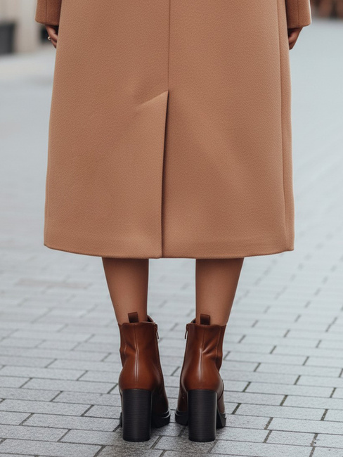 Botki damskie na słupku brązowe Dstreet ZY1306