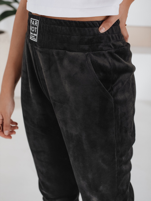 Spodnie damskie dresowe BRENDA czarne Dstreet UY1753