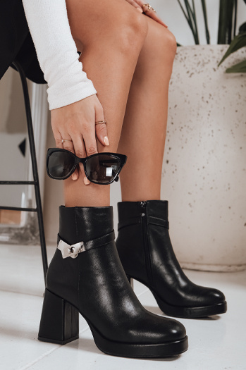 Botki damskie ocieplane czarne Dstreet ZY1253