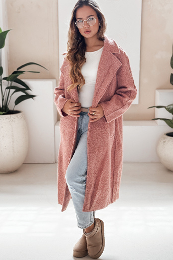 Długi płaszcz damski typu baranek różowy Dstreet NY0755