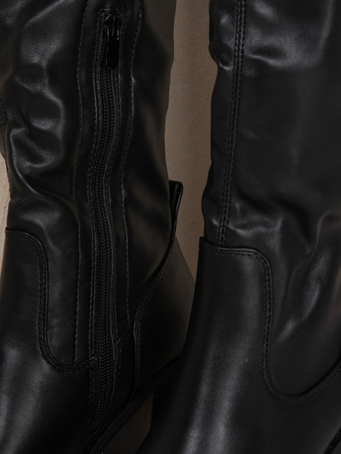 Kozaki damskie na słupku czarne Dstreet ZY1334