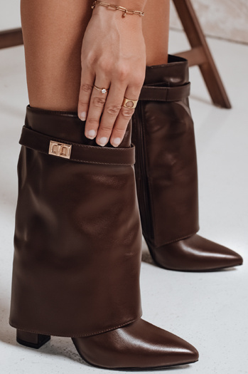 Botki damskie na słupku z szeroką cholewką brązowe Dstreet ZY1117