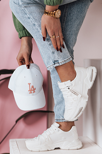 Sportowe sneakersy damskie RUNKIK białe Dstreet ZY0674