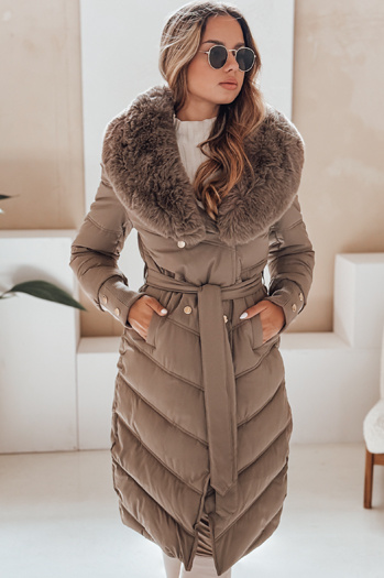 Kurtka zimowa damska pikowana z futerkiem ciemnobeżowa Dstreet TY5079