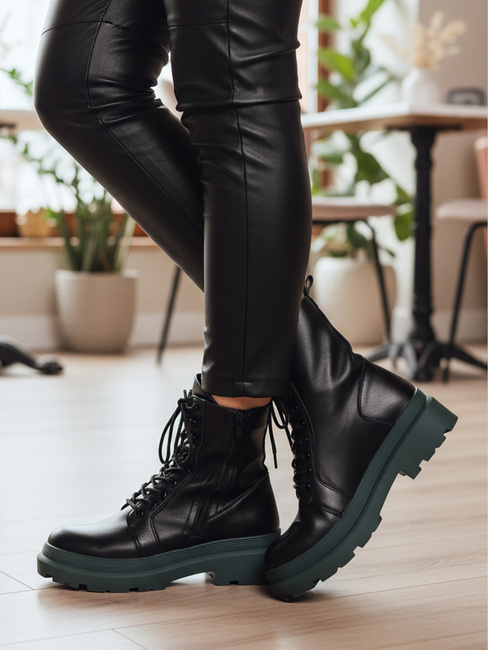 Botki damskie HARDSTEP wiązane czarne Dstreet ZY1304